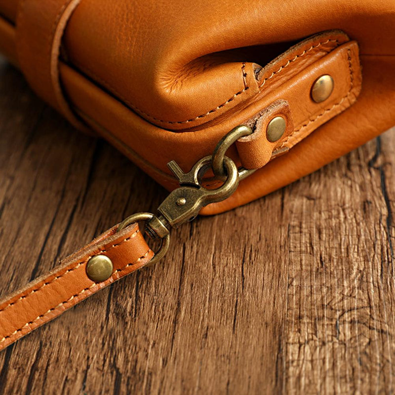 Premium leather Retro Handmade Bag